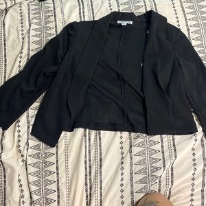 Short Shelby and Palmer cropped blazer